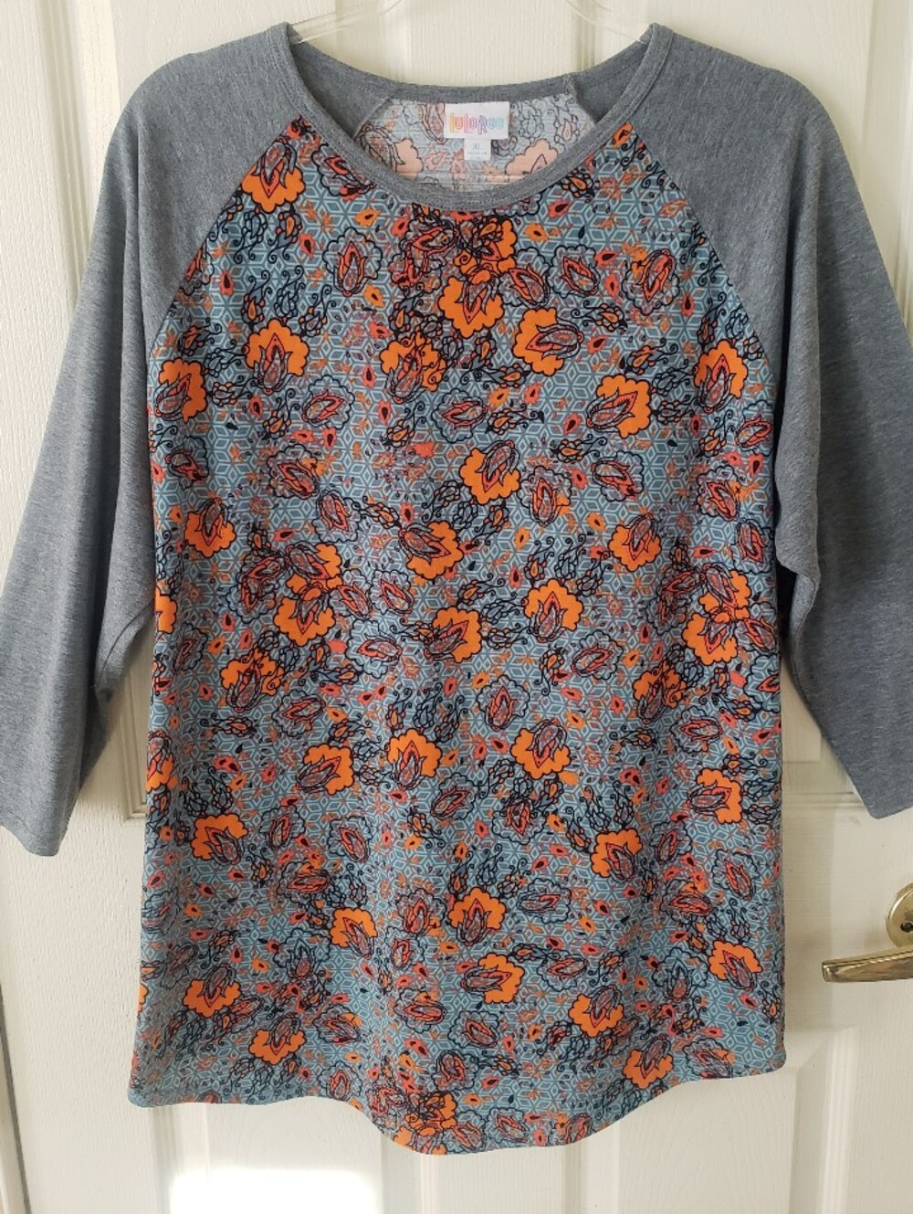 LuLaRoe Gray and Orange Floral 3/4 Sleeve Tunic Top, Size XL